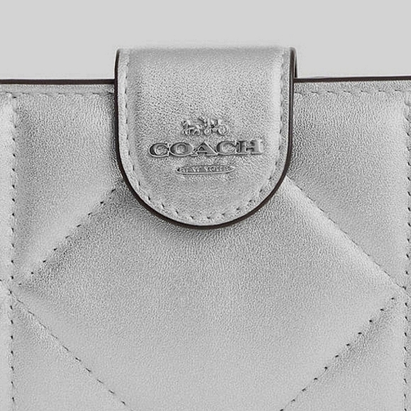 Medium Corner Zip Wallet In Silver Metallic With Puffy Diamond Quilting - Picture 7 of 12